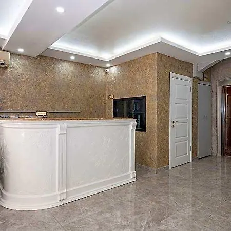Grand Dedem 4*