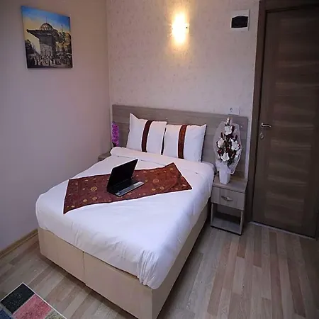 Grand Dedem 4*